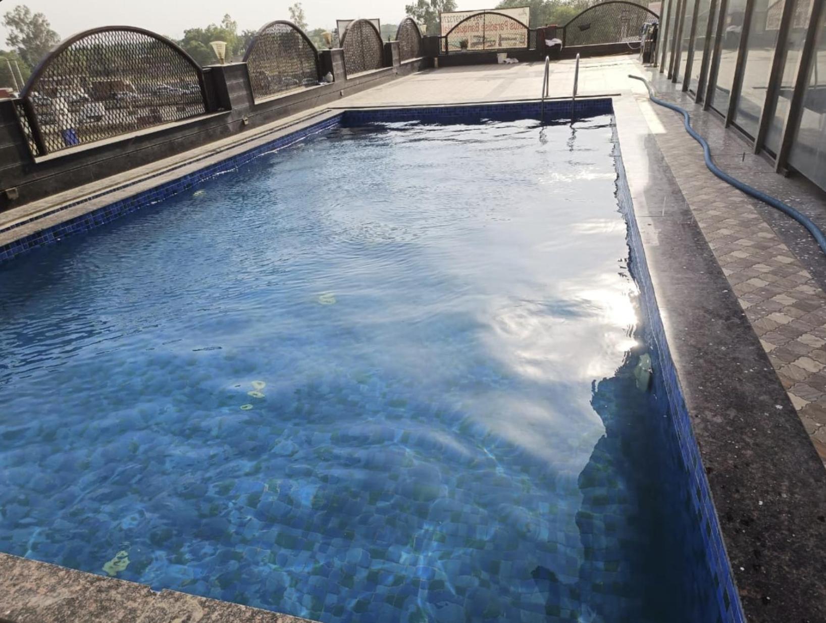 Hotel Lotus Paradise - Banquet & Dining - Near Murthal Sukhdev Rai Luaran gambar