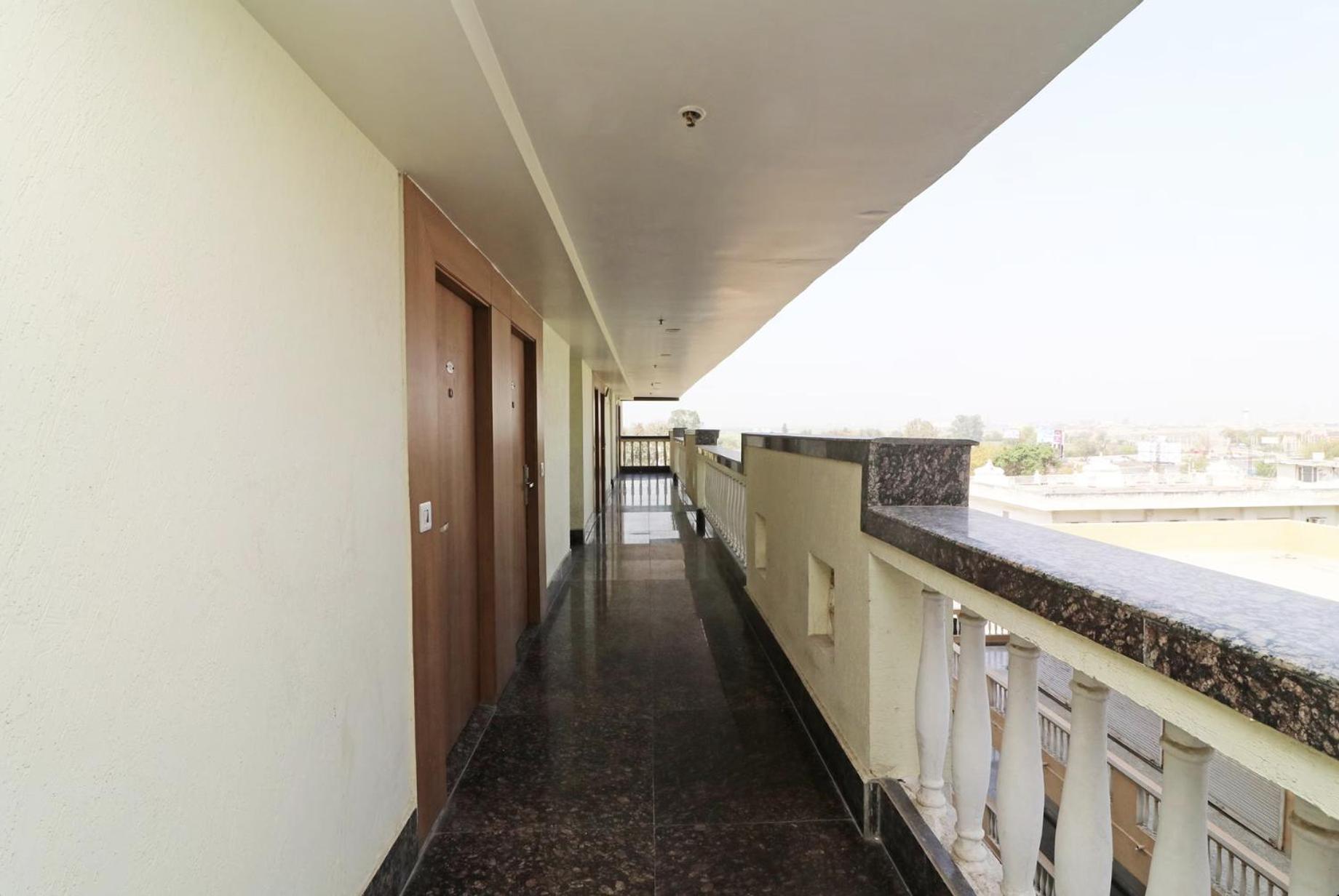Hotel Lotus Paradise - Banquet & Dining - Near Murthal Sukhdev Rai Luaran gambar