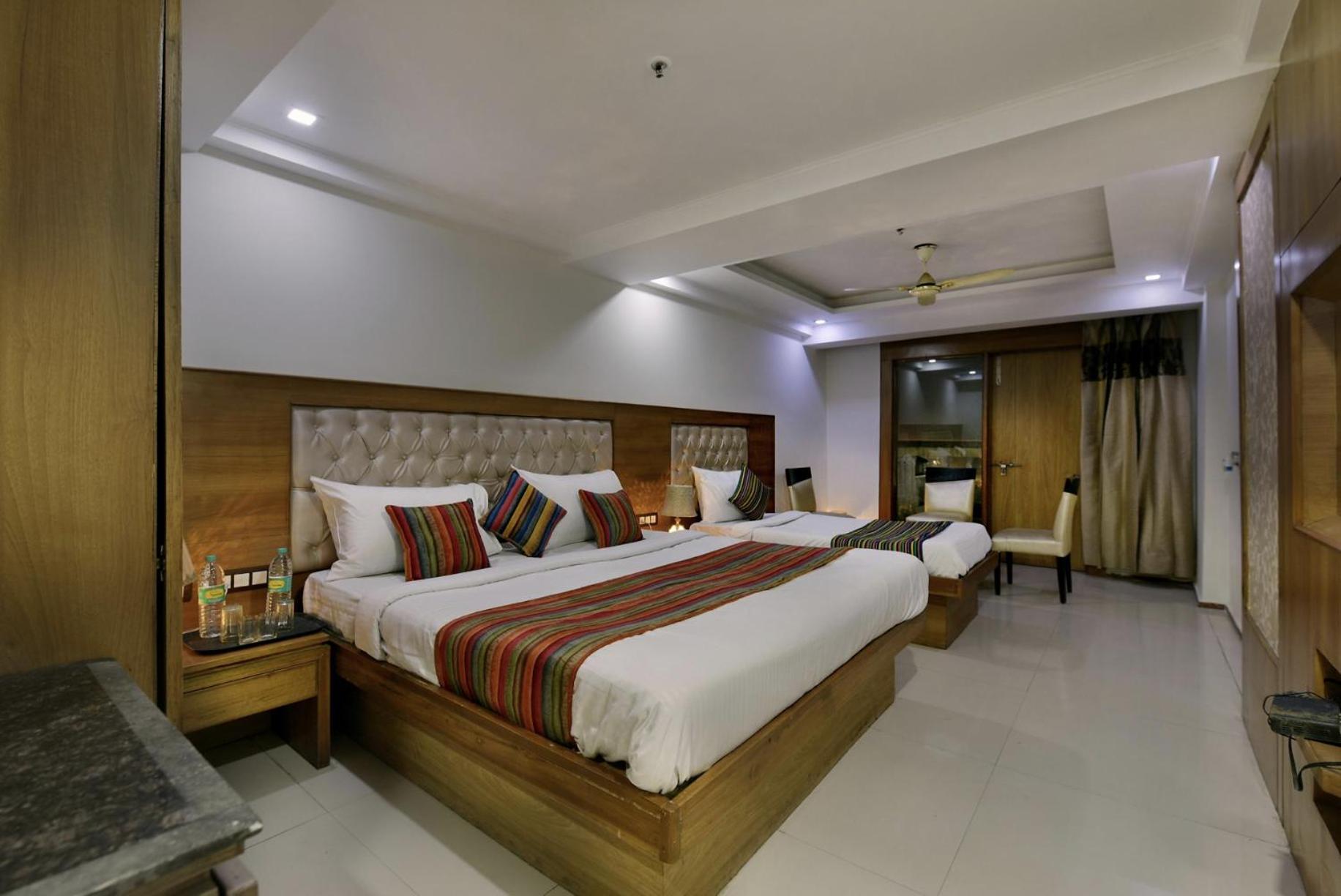 Hotel Lotus Paradise - Banquet & Dining - Near Murthal Sukhdev Rai Luaran gambar