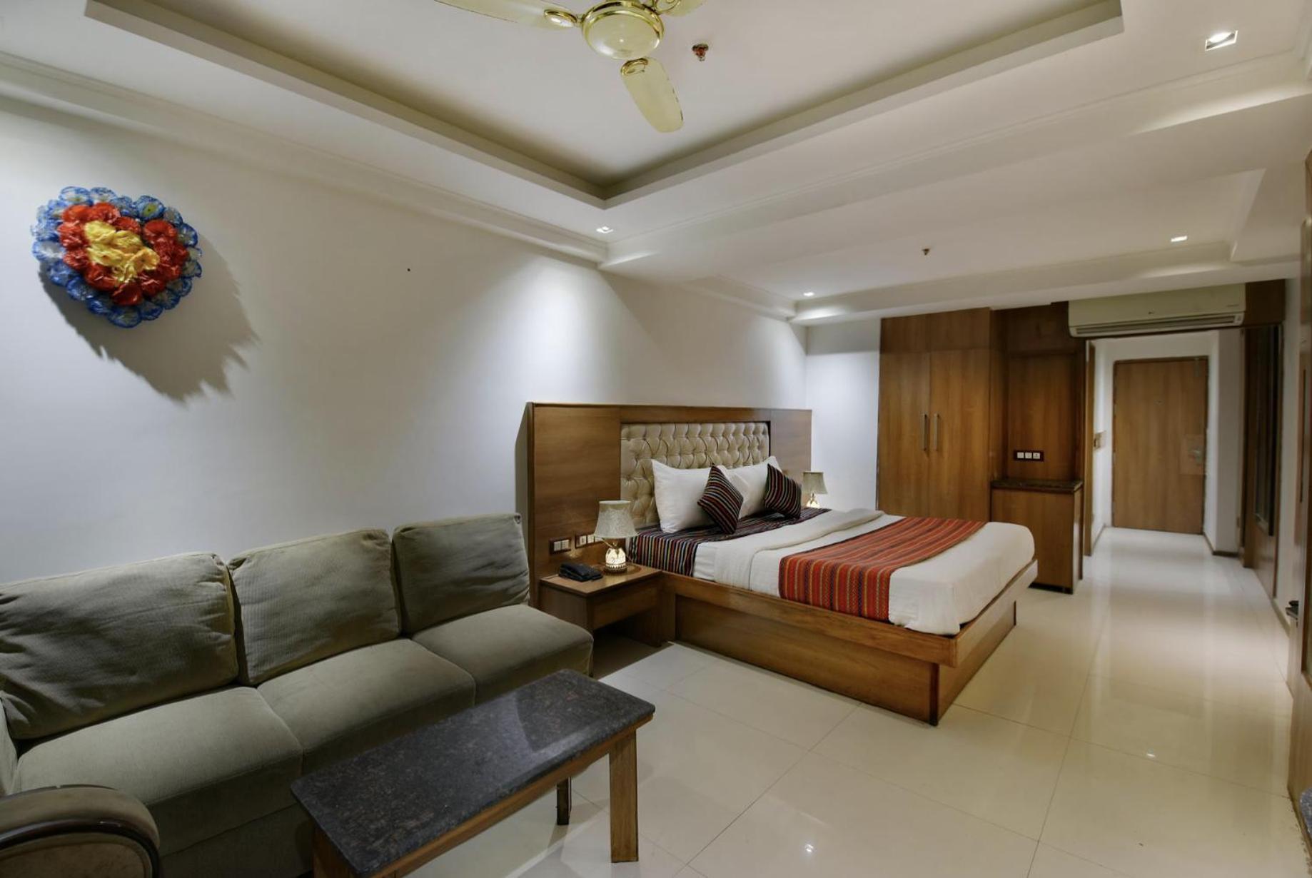 Hotel Lotus Paradise - Banquet & Dining - Near Murthal Sukhdev Rai Luaran gambar