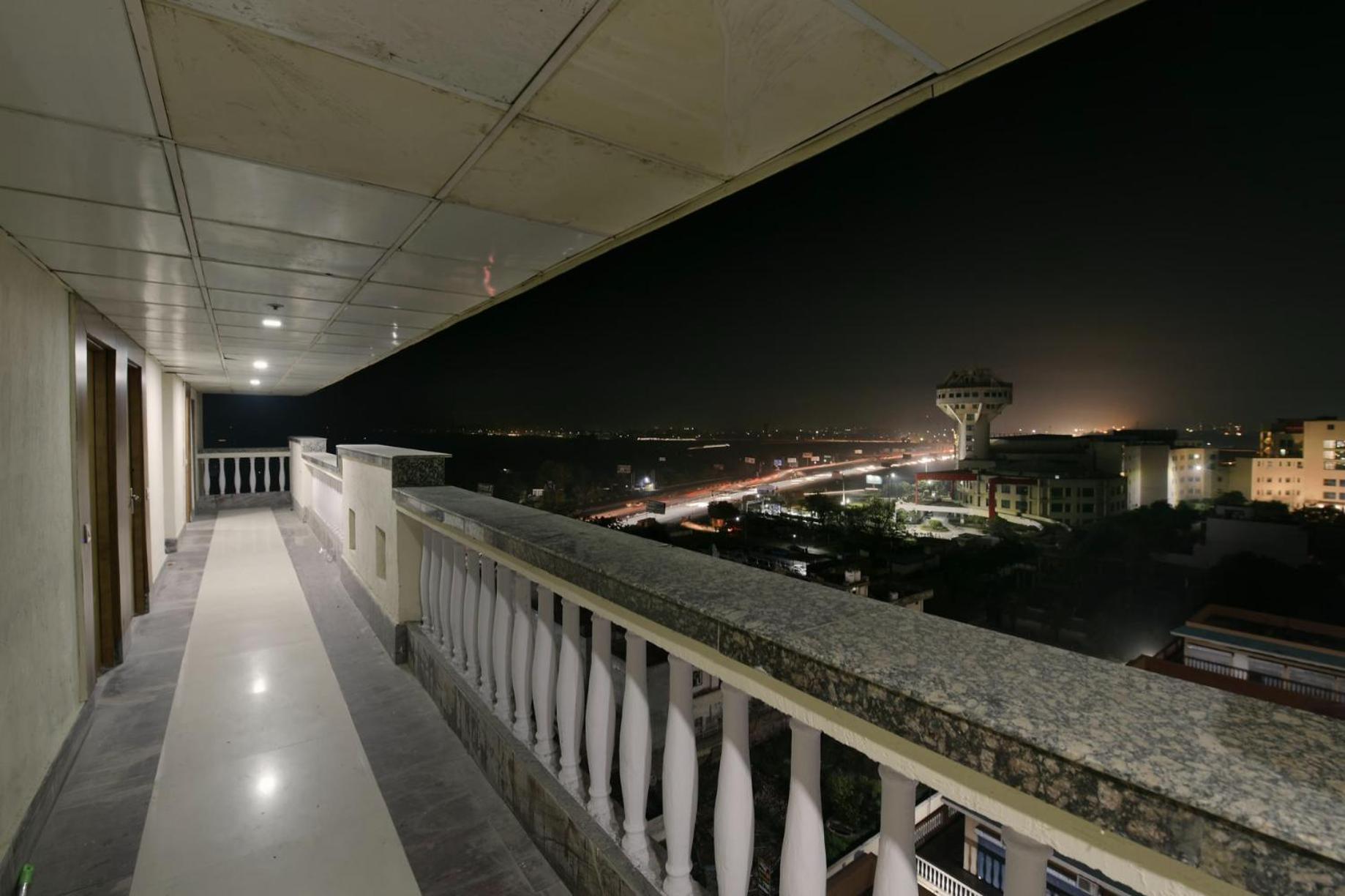 Hotel Lotus Paradise - Banquet & Dining - Near Murthal Sukhdev Rai Luaran gambar