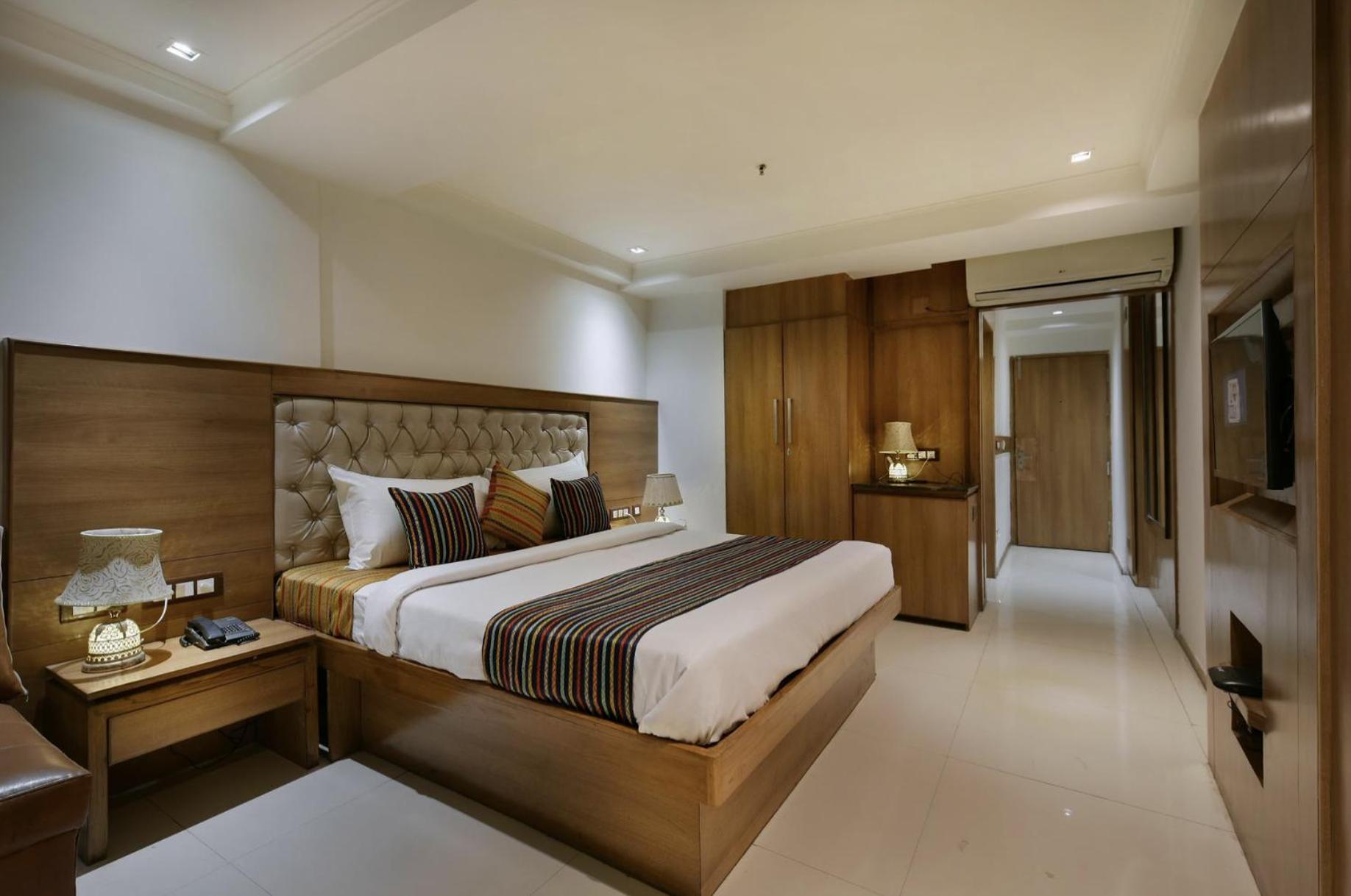 Hotel Lotus Paradise - Banquet & Dining - Near Murthal Sukhdev Rai Luaran gambar